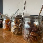 فندق Logis - La Petite Rade