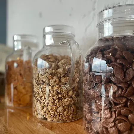 Hotel Logis - La Petite Rade 3*