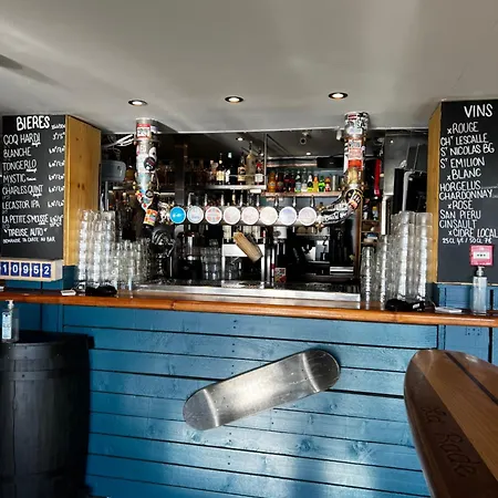 Logis - La Petite Rade 3*