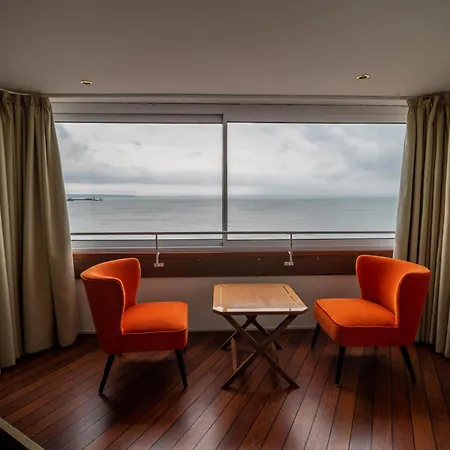 Logis - La Petite Rade 3*