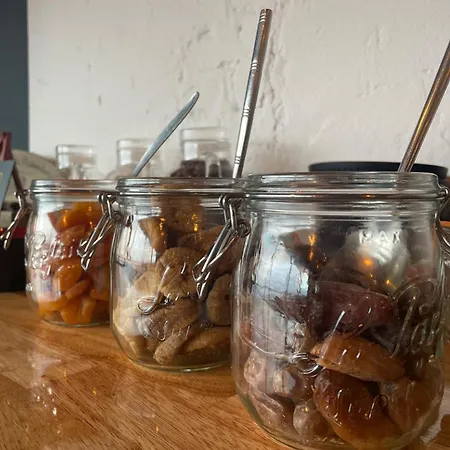 Hotel Logis - La Petite Rade