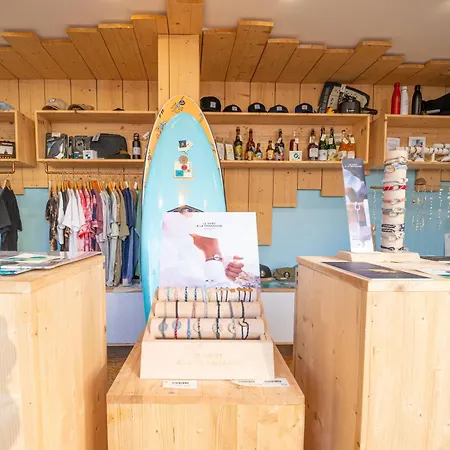 Logis - La Petite Rade 3*