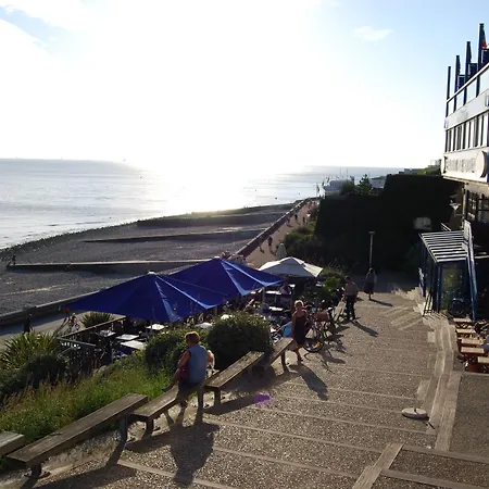 Logis - La Petite Rade