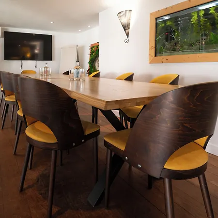 Hotel Logis - La Petite Rade Le Havre