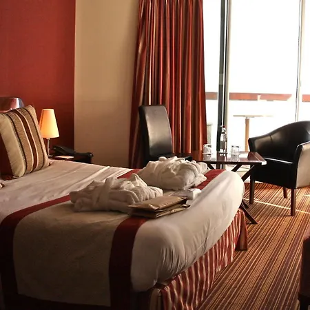 Logis - La Petite Rade 3*