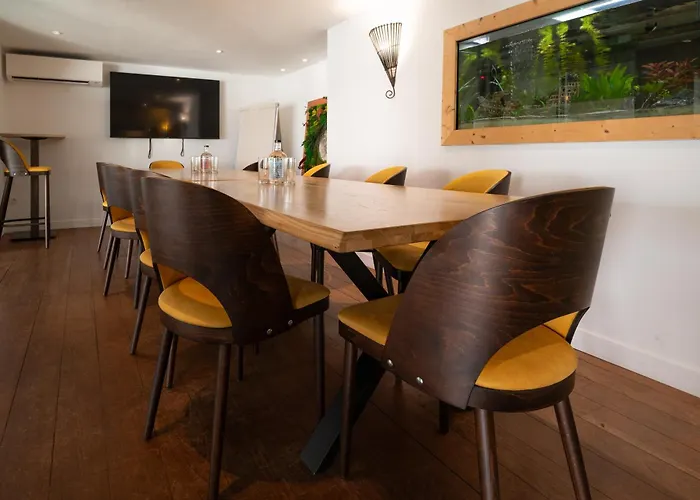 Logis - La Petite Rade Le Havre